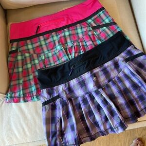 2x LULU vintage skirts with built in shorts